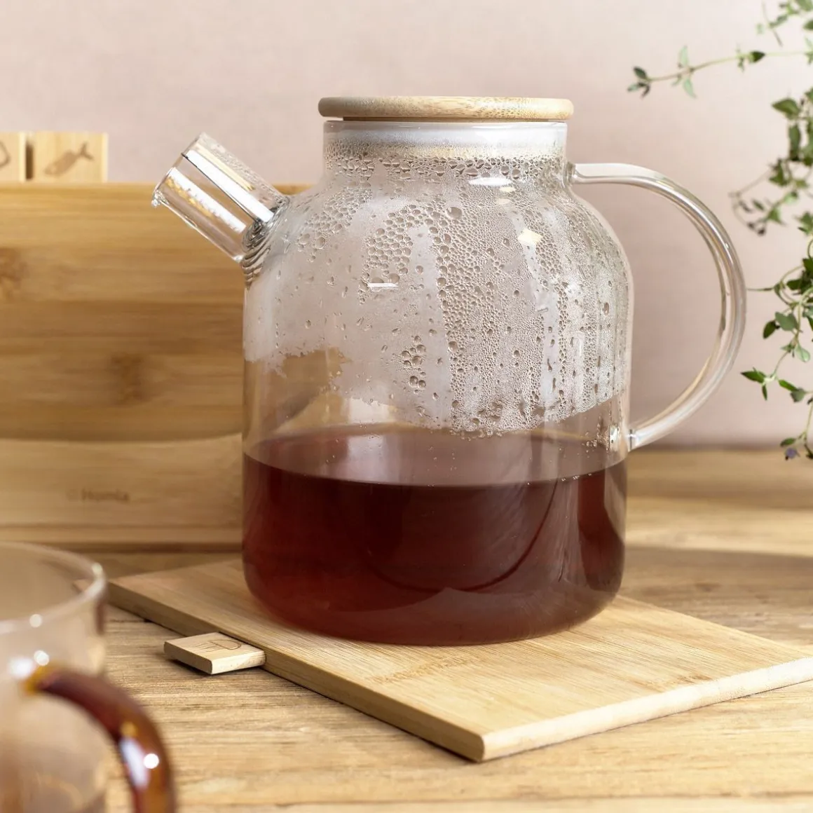 Dzbanek Saffron Z Bambusowym Wieczkiem 1,8 L