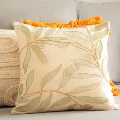 Poszewka Freja W Wyszywane Liscie Bezowa 45X45 Cm