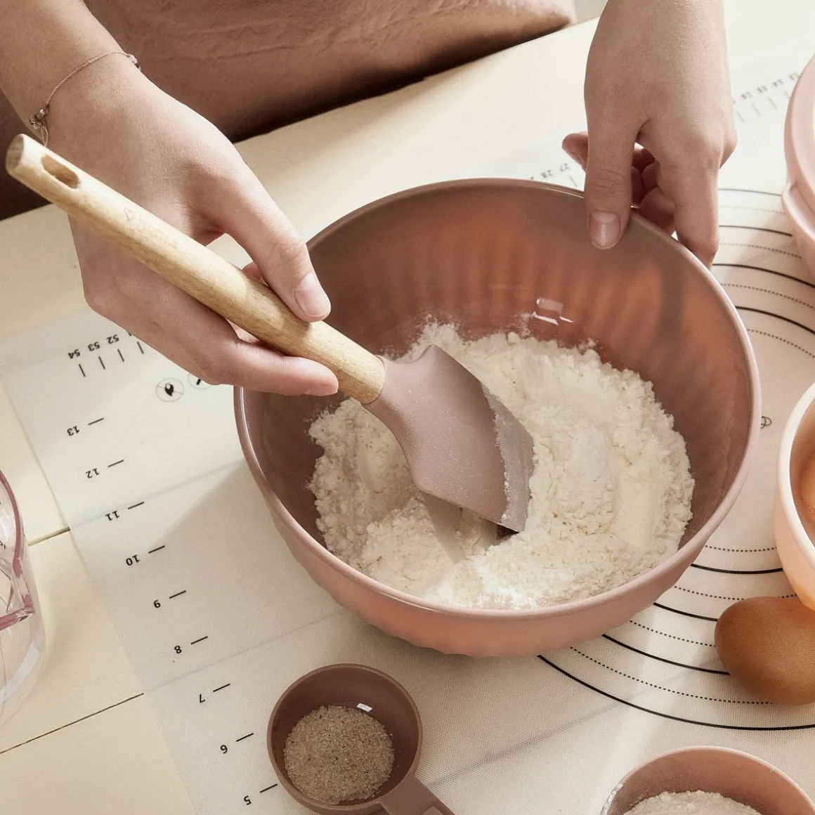 Szpatulka Easy Bake Silikonowa Rozowa